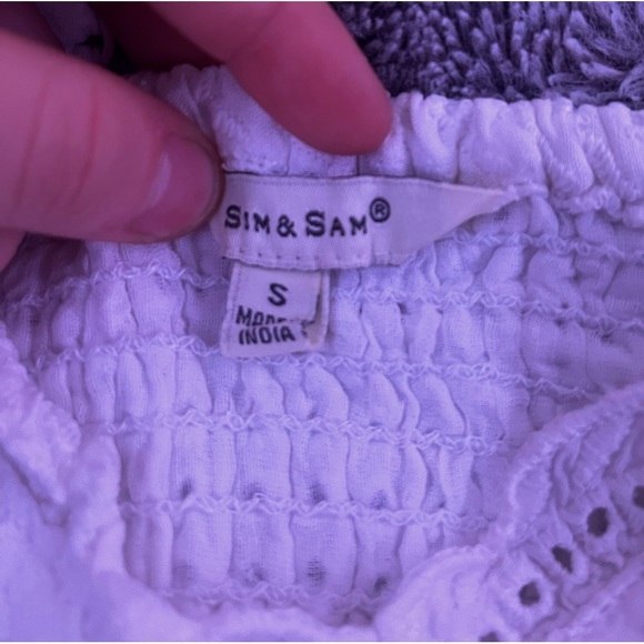 Sim and Sam flowy white shirt - Picture 2 of 3